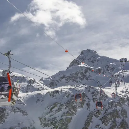 Snow Peak Διαμέρισμα